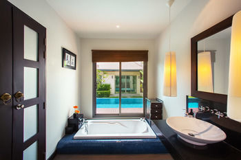 Onyx Villas By Tropiclook Rawai Exterior foto
