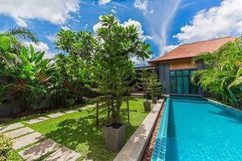 Onyx Villas By Tropiclook Rawai Exterior foto